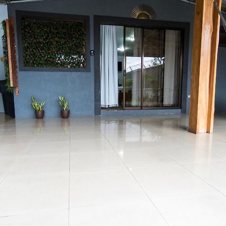 Coati Arenal Lodge La Fortuna Exterior foto